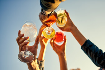 Image of people drinking wine in Napa Valley